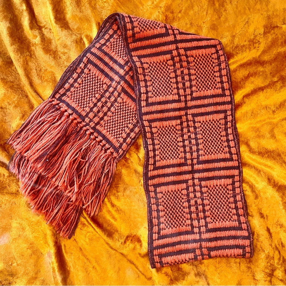 • vintage 70s geometric scarf (wool & acrylic blend)